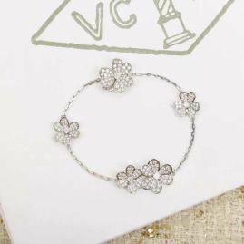 Picture of Van Cleef Arpels Bracelet _SKUVanCleef&Arpelsbracelet06cly6416211